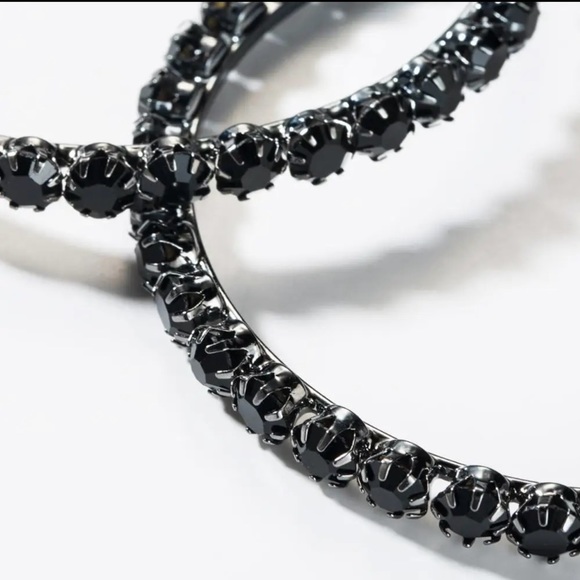 Baddie Rhinestone Hoops - Picture 2 of 4